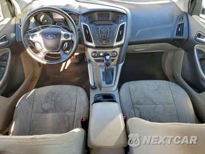 Zdjęcie 8 z 12 samochodu: 2012 FORD FOCUS SEL VIN:1FAHP3M2XCL285391 - miniatura