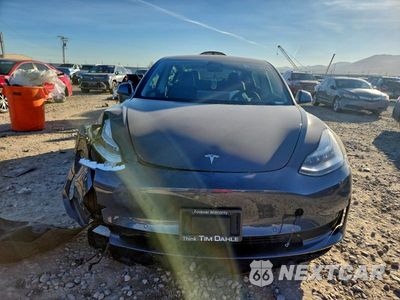 Piąte zdjęcie samochodu w środku: 2021 TESLA MODEL 3 VIN:5YJ3E1EBXMF836727 - miniatura