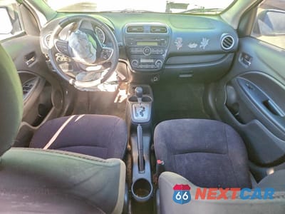 Zdjęcie 8 z 13 samochodu: 2014 MITSUBISHI MIRAGE ES VIN:ML32A4HJ3EH018028 - miniatura