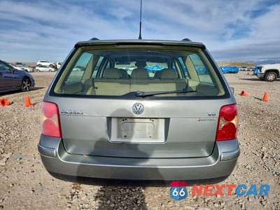 Zdjęcie 6 z 11 samochodu: 2005 VOLKSWAGEN PASSAT GLX 4MOTION VIN:WVWYU63B15E106877 - miniatura