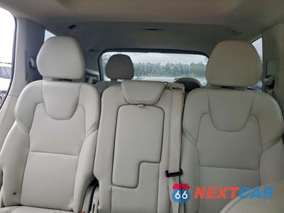 Zdjęcie 10 z 13 samochodu: 2019 VOLVO XC90 T5 MOMENTUM VIN:YV4102PK5K1502861 - miniatura