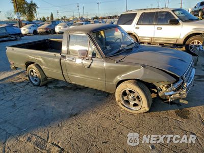 Czwarte zdjęcie samochodu z boku: 1983 TOYOTA PICKUP 1/2 TON RN44 VIN:JT4RN44D6D1150319 - miniatura