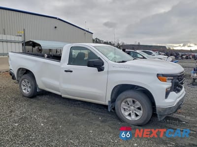 Czwarte zdjęcie samochodu z boku: 2023 CHEVROLET SILVERADO C1500 VIN:3GCNAAED0PG184639 - miniatura