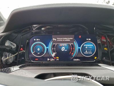 Zdjęcie 9 z 14 samochodu: 2022 VOLK GTI VIN:WVWH87CD2NW213135 - miniatura