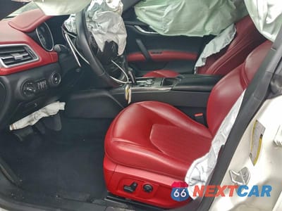 Zdjęcie 7 z 12 samochodu: 2019 MASERATI GHIBLI S VIN:ZAM57YSA5K1325032 - miniatura
