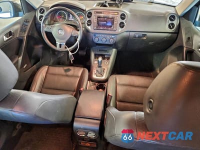 Zdjęcie 8 z 12 samochodu: 2017 VOLKSWAGEN TIGUAN S VIN:WVGBV7AX9HK024307 - miniatura