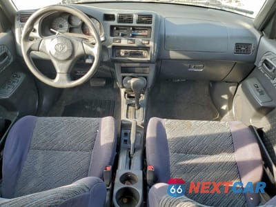 Zdjęcie 8 z 15 samochodu: 2000 TOYOTA RAV4 VIN:JT3GP10VXY0050481 - miniatura