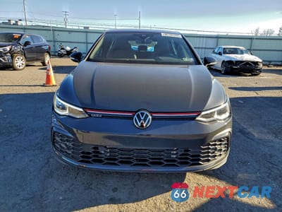 Piąte zdjęcie samochodu w środku: 2023 VOLKSWAGEN GTI 40TH ANNIVERSARY VIN:WVW8A7CD9PW181419 - miniatura