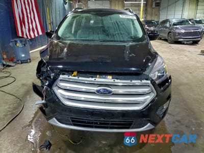Piąte zdjęcie samochodu w środku: 2019 FORD ESCAPE SEL VIN:1FMCU9HD7KUA24168 - miniatura