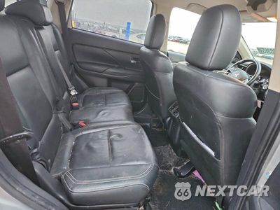 Zdjęcie 11 z 12 samochodu: 2019 MITSUBISHI OUTLANDER SE VIN:JA4AD3A36KZ023259 - miniatura