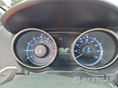 Zdjęcie 9 z 11 samochodu: 2011 HYUNDAI SONATA SE VIN:5NPEC4AC4BH194230 - miniatura