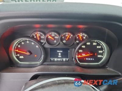 Zdjęcie 9 z 12 samochodu: 2022 CHEVROLET SILVERADO K3500 VIN:1GB4YSE76NF330908 - miniatura