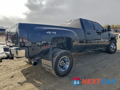 Trzecie zdjęcie samochodu z tyłu: 2011 CHEVROLET SILVERADO K3500 LTZ VIN:1GC4K1C80BF141329 - miniatura