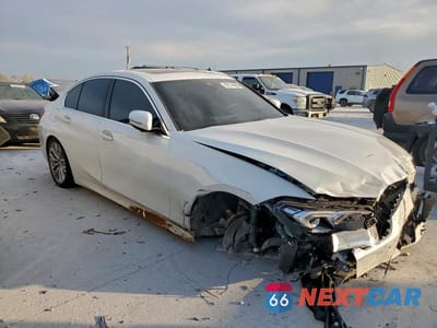 Czwarte zdjęcie samochodu z boku: 2024 BMW 330I VIN:3MW69FF04R8E07586 - miniatura