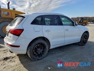 Trzecie zdjęcie samochodu z tyłu: 2017 AUDI Q5 PREMIUM VIN:WA1C2AFP1HA083813 - miniatura
