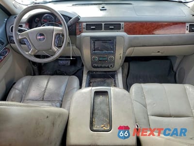 Zdjęcie 8 z 11 samochodu: 2011 GMC SIERRA K1500 SLT VIN:1GTR2WE3XBZ332792 - miniatura