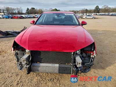 Piąte zdjęcie samochodu w środku: 2017 AUDI A4 PREMIUM PLUS VIN:WAULNAF44HN042195 - miniatura