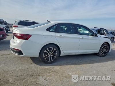 Trzecie zdjęcie samochodu z tyłu: 2025 VOLKSWAGEN JETTA SPORT VIN:3VWBX7BU5SM107829 - miniatura