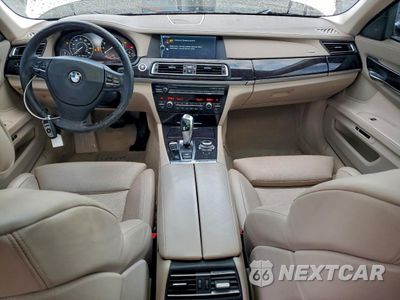 Zdjęcie 8 z 14 samochodu: 2011 BMW 750 LI VIN:WBAKB8C5XBCY65338 - miniatura