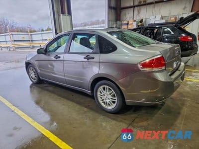 Drugie zdjęcie samochodu z przodu: 2011 FORD FOCUS SE VIN:1FAHP3FNXBW153204 - miniatura
