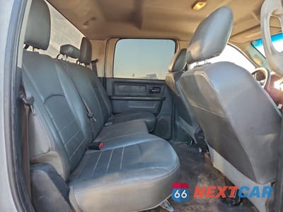 Zdjęcie 6 z 11 samochodu: 2018 RAM 3500 VIN:3C7WRTCL6JG362633 - miniatura