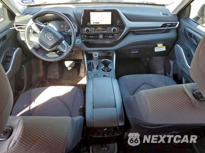 Zdjęcie 8 z 16 samochodu: 2024 TOYOTA HIGHLANDER LE VIN:5TDKDRBH2RS547544 - miniatura