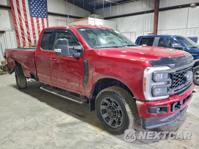 Czwarte zdjęcie samochodu z boku: 2024 FORD F350 SUPER DUTY VIN:1FT8X3BN3REE43381 - miniatura