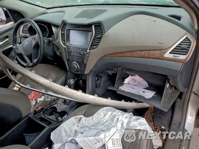 Zdjęcie 8 z 12 samochodu: 2017 HYUNDAI SANTA FE VIN:KM8SR4HF5HU257010 - miniatura
