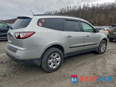 Trzecie zdjęcie samochodu z tyłu: 2015 CHEVROLET TRAVERSE LS VIN:1GNKVFKD6FJ170614 - miniatura