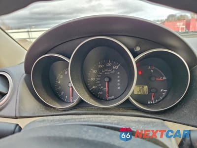 Zdjęcie 9 z 12 samochodu: 2004 MAZDA 3 I VIN:JM1BK12F441115906 - miniatura