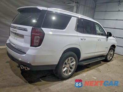 Trzecie zdjęcie samochodu z tyłu: 2023 CHEVROLET TAHOE K1500 PREMIER VIN:1GNSKSKD6PR469508 - miniatura