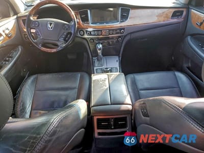 Zdjęcie 8 z 11 samochodu: 2014 HYUNDAI EQUUS SIGNATURE VIN:KMHGH4JH4EU074259 - miniatura