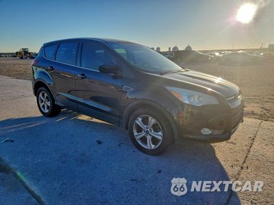 Czwarte zdjęcie samochodu z boku: 2015 FORD ESCAPE SE VIN:1FMCU0G75FUA36851 - miniatura
