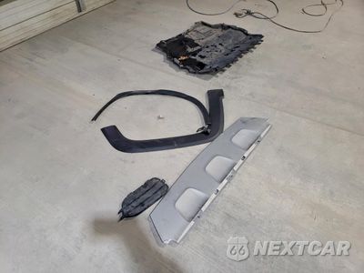 Zdjęcie 13 z 16 samochodu: 2017 VOLKSWAGEN TIGUAN S VIN:WVGBV7AX9HK044640 - miniatura