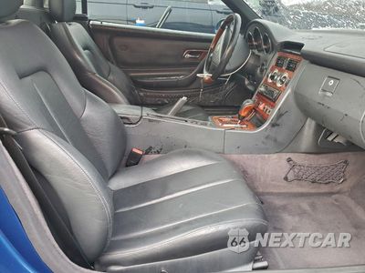 Zdjęcie 10 z 12 samochodu: 2001 MERCEDES-BENZ SLK 320 VIN:WDBKK65F01F211327 - miniatura