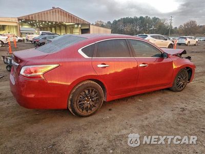 Trzecie zdjęcie samochodu z tyłu: 2015 NISSAN ALTIMA 2.5 VIN:1N4AL3AP4FN302319 - miniatura