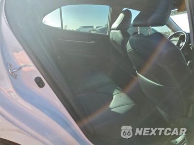 Zdjęcie 10 z 11 samochodu: 2022 TOYOTA CAMRY SE VIN:4T1G11AK8NU028027 - miniatura