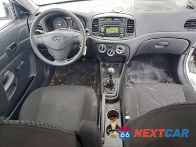 Zdjęcie 8 z 14 samochodu: 2009 HYUNDAI ACCENT GS VIN:KMHCM36C39U115116 - miniatura