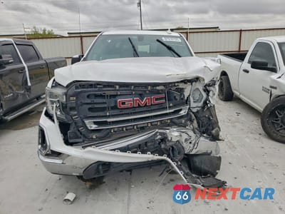 Piąte zdjęcie samochodu w środku: 2020 GMC SIERRA C1500 SLT VIN:3GTP8DED4LG262467 - miniatura