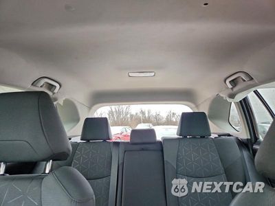 Zdjęcie 10 z 13 samochodu: 2023 TOYOTA RAV4 XLE VIN:2T3W1RFV1PW274361 - miniatura