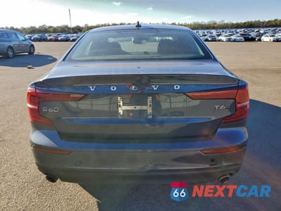 Zdjęcie 6 z 13 samochodu: 2019 VOLVO S60 T6 MOMENTUM VIN:7JRA22TK2KG016400 - miniatura