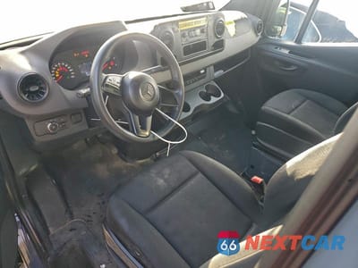 Zdjęcie 8 z 13 samochodu: 2019 MERCEDES-BENZ SPRINTER 2500 EXT HIGH ROOF 3.6L V6 TDSL VIN:WD4PF0CD0KP082503 - miniatura