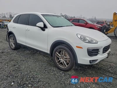 Czwarte zdjęcie samochodu z boku: 2016 PORSCHE CAYENNE VIN:WP1AA2A25GLA04789 - miniatura