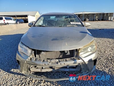 Piąte zdjęcie samochodu w środku: 2016 TOYOTA CAMRY LE VIN:4T1BF1FK8GU536442 - miniatura