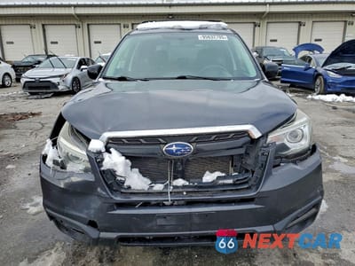 Piąte zdjęcie samochodu w środku: 2018 SUBARU FORESTER 2.5I PREMIUM VIN:JF2SJAEC6JH447418 - miniatura