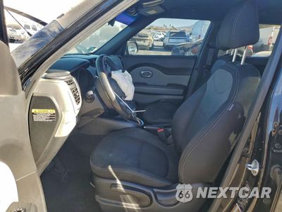 Zdjęcie 7 z 12 samochodu: 2019 KIA SOUL + VIN:KNDJP3A53K7685990 - miniatura