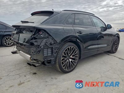 Trzecie zdjęcie samochodu z tyłu: 2025 AUDI SQ8 PREMIUM PLUS VIN:WA1AWBF15SD022502 - miniatura