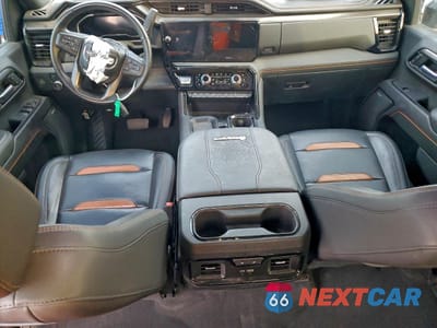 Zdjęcie 8 z 13 samochodu: 2024 GMC SIERRA K2500 AT4 VIN:1GT49PEY6RF215245 - miniatura