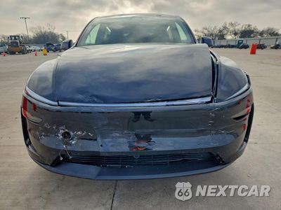 Piąte zdjęcie samochodu w środku: 2026 TESLA MODEL Y VIN:7SAYGDEE2TA589746 - miniatura