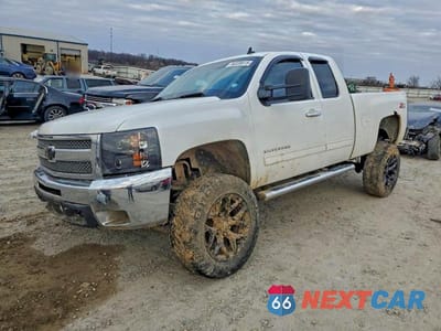 2013 CHEVROLET SILVERADO K1500 LT 1GCRKSE76DZ206122 - główne zdjęcie licytacji z USA - miniatura